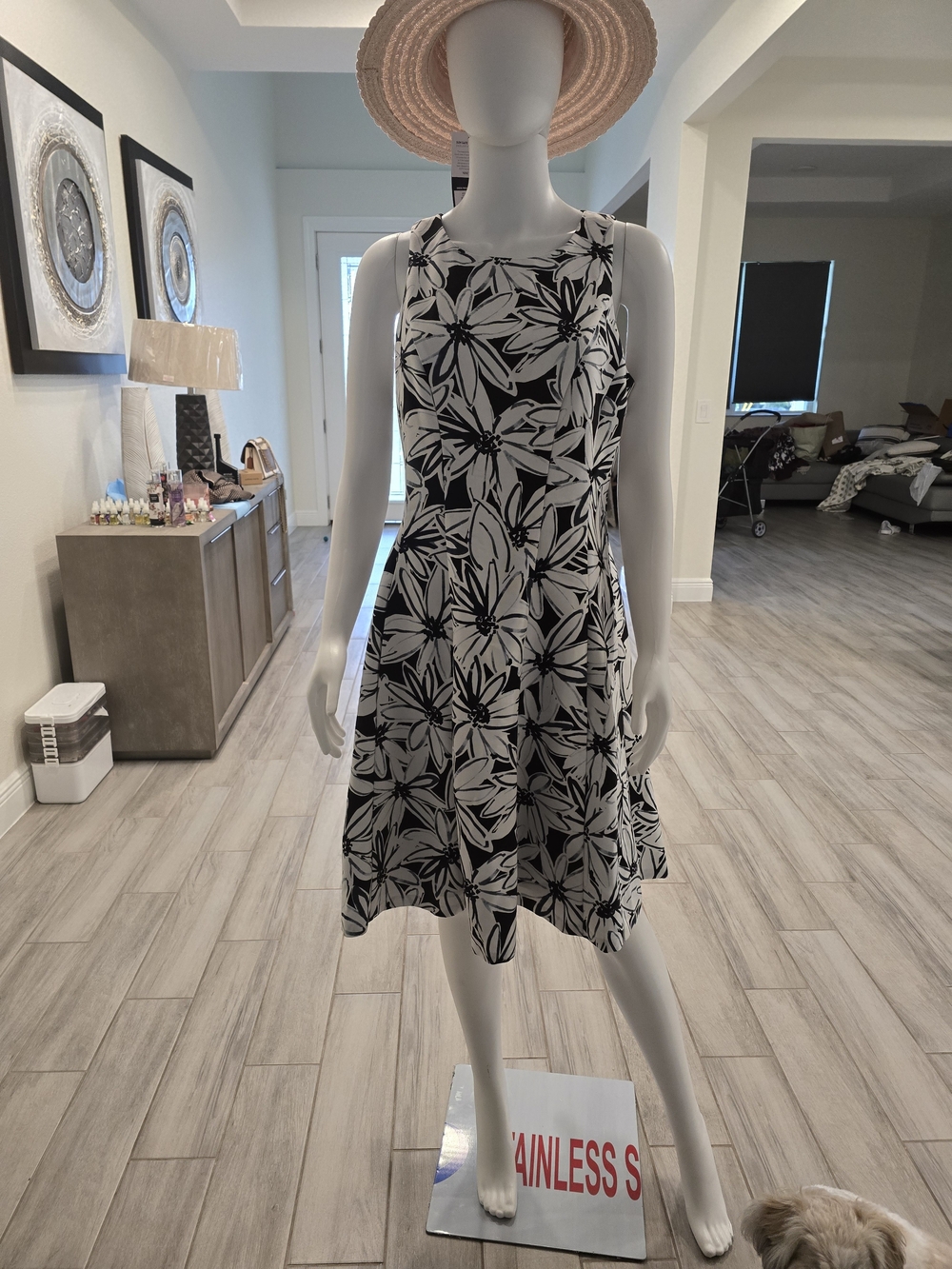 Maggy London Black and White Floral Midi Dress